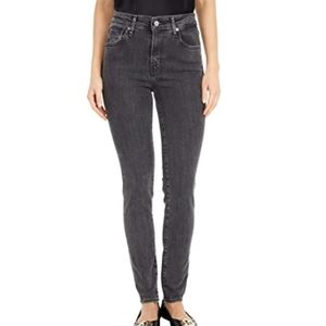 Levis slimming skinny